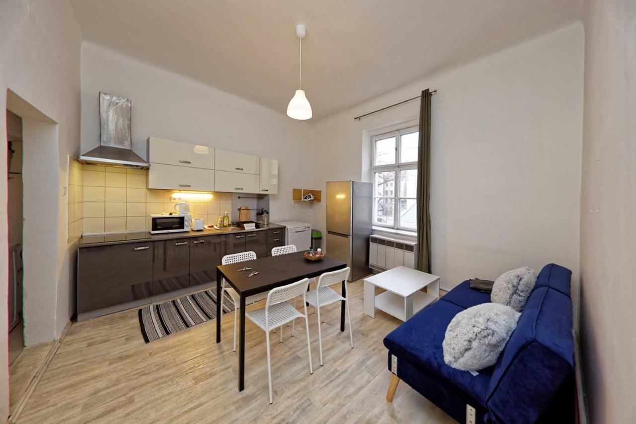 Peter'S Tower Apartments 布拉格 外观 照片