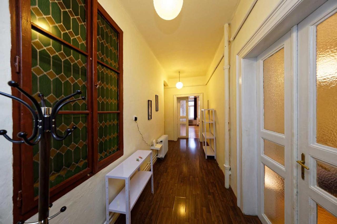 Peter'S Tower Apartments 布拉格 外观 照片